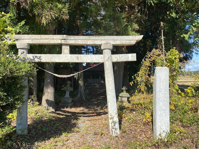 鳥居